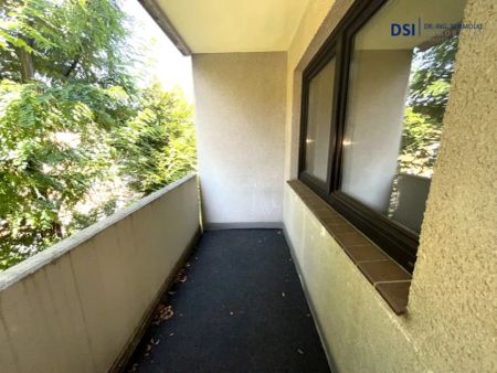 Niehl: 2-Zimmer-Wohnung mit Balkon und TG-Stellplatz - Foto 3