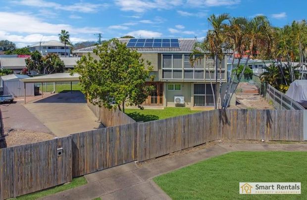 22 Wandella Crescent, Cranbrook QLD 4814 - House For Rent | Domain - Photo 1