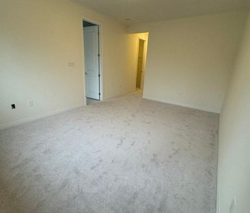 For Lease - 14 Rumi Court, Vaughan, Ontario - Photo 2