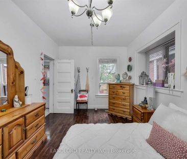 2251 Dundas Street W #Main Fl - Photo 2
