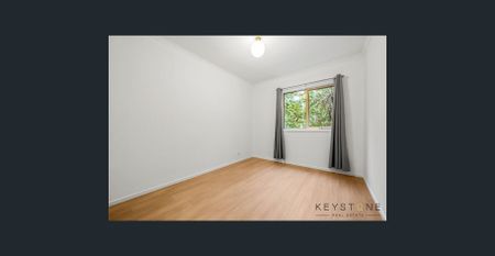 SPACIOUS ONE BEDROOM DELIGHT! - Photo 3