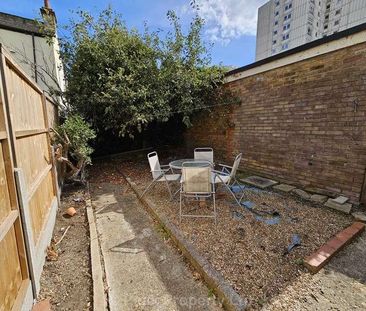 ??students?? All Rooms Available! Student House Share - Salisbury A... - Photo 4