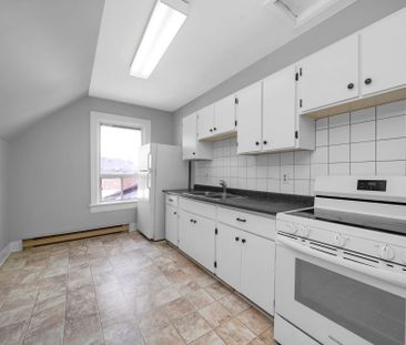 For Lease - 5 Ontario Street Unit# 1, Halton Hills, Ontario - Photo 2