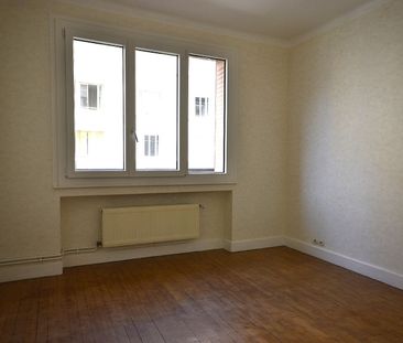 Apartment - Photo 2