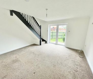 2 bedroom semi-detached house to rent - Photo 6