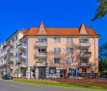 Schöne Wohnung mit offenen Wohn-/ Essbereich in der Altstadt! - Photo 1