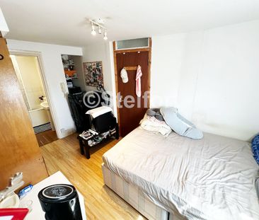 West Green Road, N15, London - Photo 1