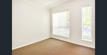 Modern & Light-Filled Contemporary Living - Photo 2