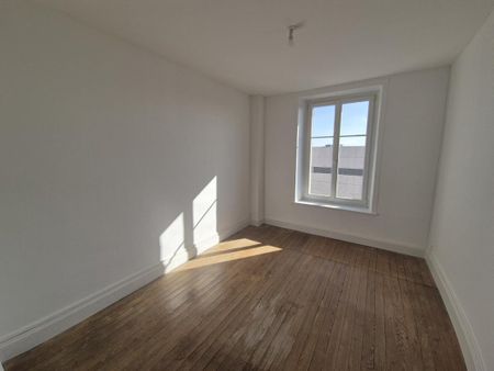 Location Appartement 5 pièces 89m² VILLERS LES NANCY 54600 - Photo 2