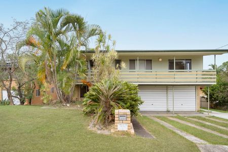 FAMILY-FRIENDLY LIVING IN A QUIET FERNY HILLS LOCATION - Photo 5