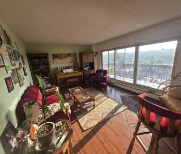 Furnished 2 Bed, 1 Bath Condo | 802 - 1335 12 Ave SW, Calgary - Photo 1