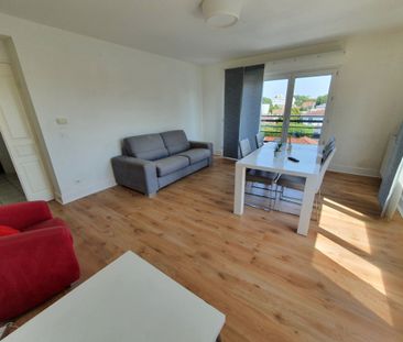 Location Appartement 3 pièces 76m² - Photo 6