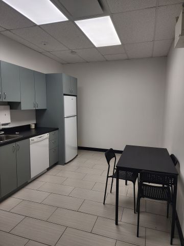 For Lease - 2111 Montreal Road Unit# 175, Manor Park - Cardinal Glen and Area, Ontario - Photo 3