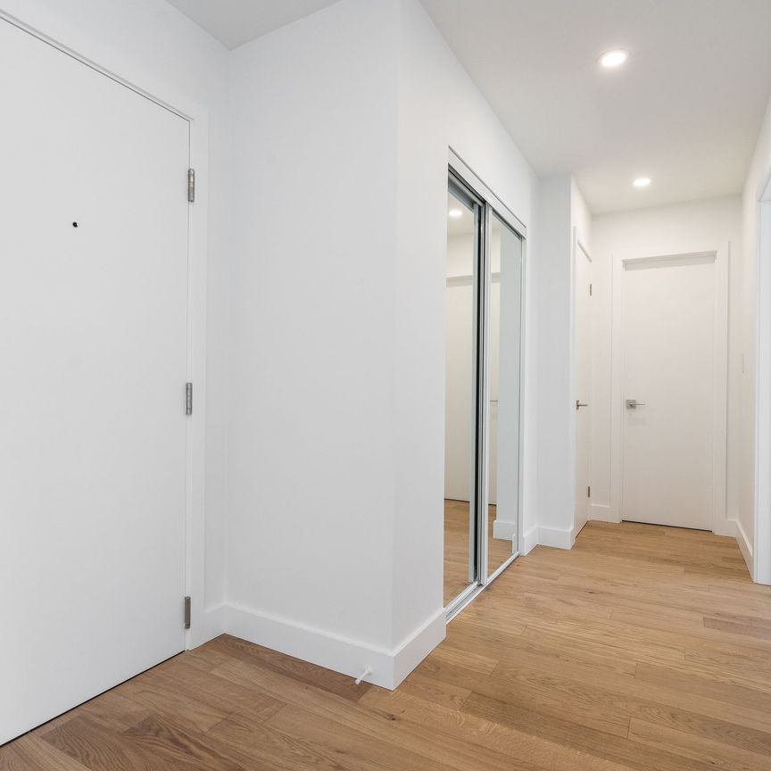 755 Avenue Road - Photo 1