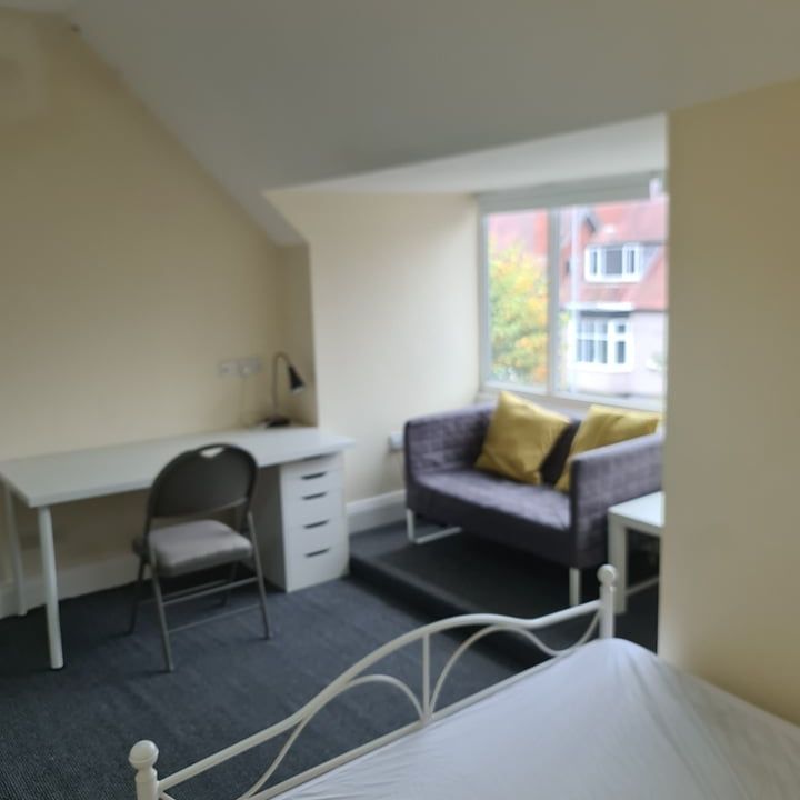 Room in a Shared House, Friars Road, CV1 - Photo 1