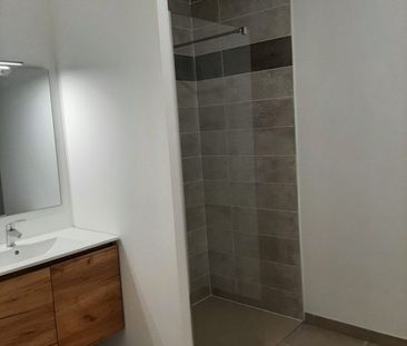 T2 AVEC BALCON ET PARKING - Photo 4