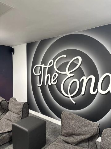 Standard Studio - Photo 3