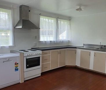 Bond may be redused for the right tenants - Photo 1