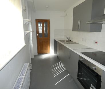 61 Ashton Rd - Photo 3
