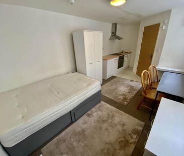 1 bedroom flat to rent - Photo 6