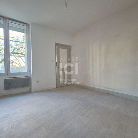 Location Appartement 1 pièce 21m² - Photo 3