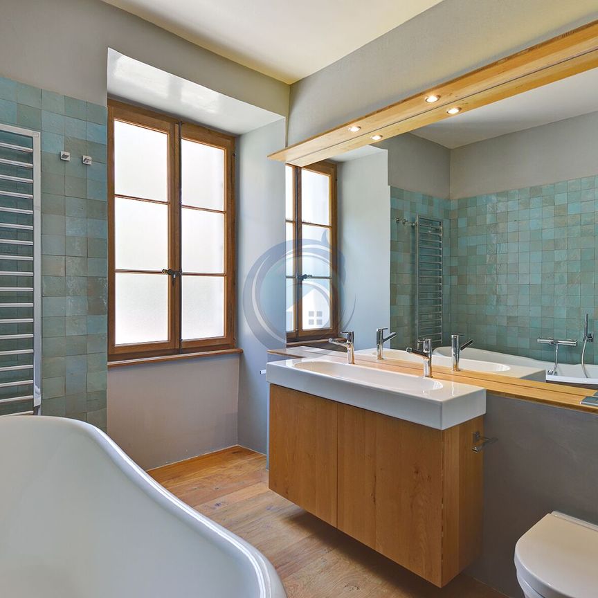 MAGNIFIQUE APPARTEMENT DE 7,5 PIÈCES AVEC VUE SUR LE LAC - Photo 1