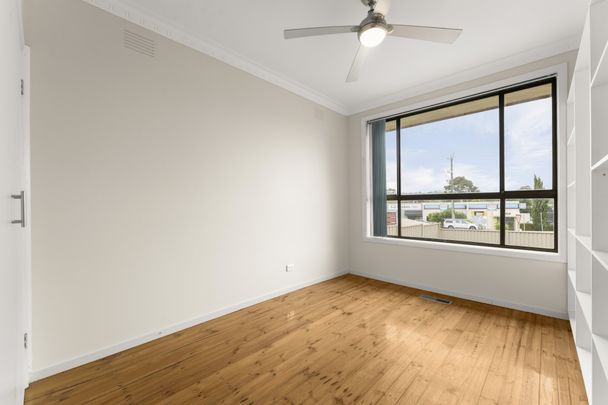 Great 3-Bedroom Home in Prime Location for Lease - Photo 1