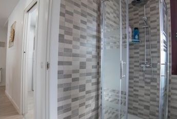 madrid, Community of Madrid 28033