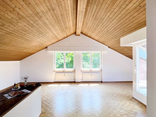 Dachwohnung an perfekter Lage - Photo 1