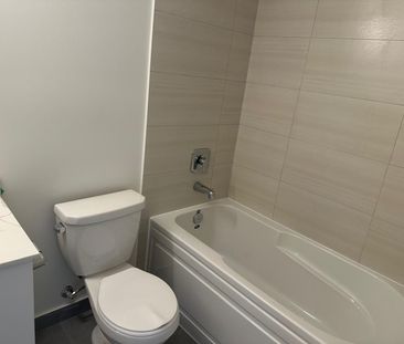 For Lease - 15 Watergarden Drive Unit# 2107, Mississauga, Ontario - Photo 6