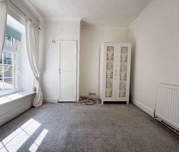 Brynhyfryd Terrace, Ebbw Vale, NP23 - Photo 5