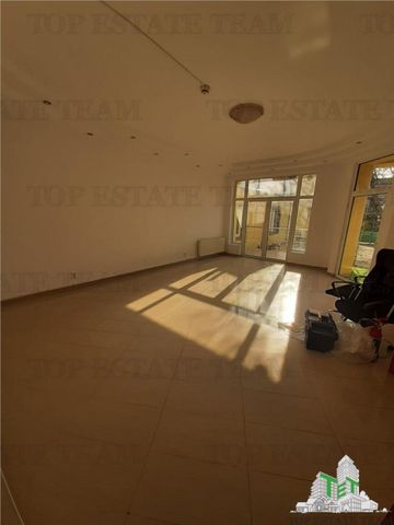 Tineretului-vila individuala aproape de metrou si parc --po - Fotografie 4