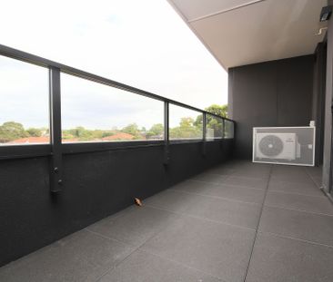 Near New One Bedroom Apartment in the Heart of Bankstown - Photo 3