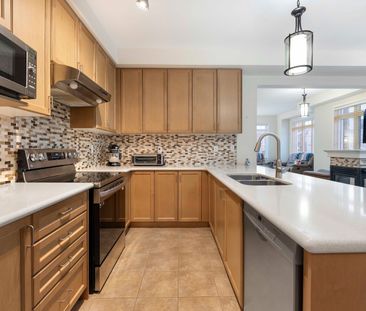 For Lease - 80 Fallmeadow Circle, Brampton, Ontario - Photo 6