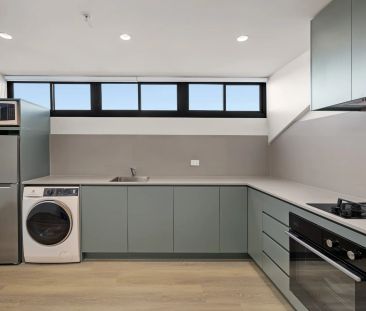 Top floor luxury studio just 700m from Ashfield Station | IVY Ashfield - Photo 4