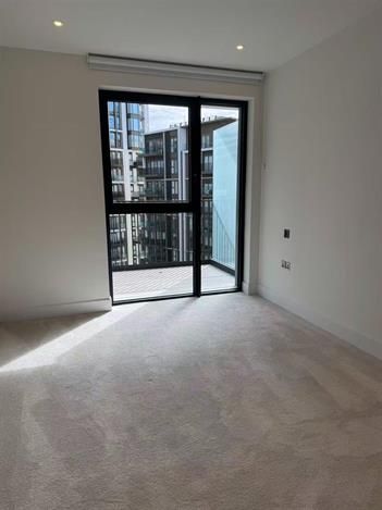 Westmont Apartments, Fountain Park Way, London - Photo 5