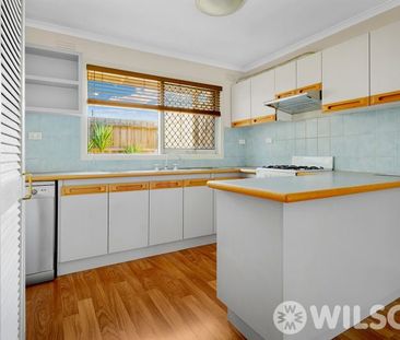 Townhouse living in the heart of Balaclava - Photo 4