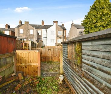 2 bedroom terraced house to rent - Photo 6