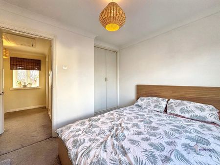 2 bedroom terraced house to rent - Photo 4