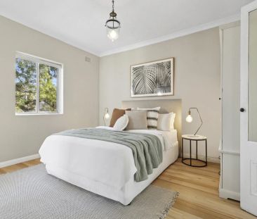 Harbourside Retreat with Iconic Opera House Views - Photo 4