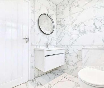 Hazel Road, Mytchett, Camberley, GU16 - Photo 5