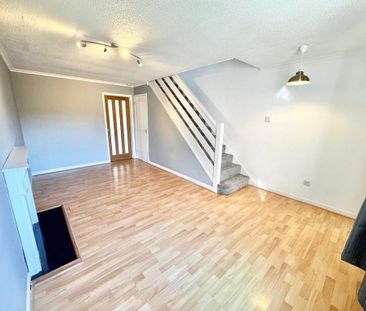 2 bedroom end of terrace house to rent - Photo 3