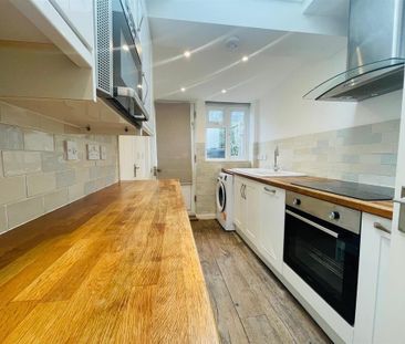 2 bedroom terraced house to rent - Photo 6