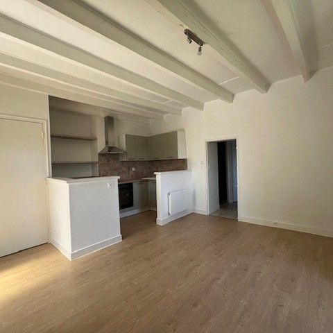 Location Appartement 2 pièces 37m² LAROQUE TIMBAUT 47340 - Photo 1