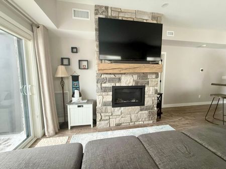 For Lease - 11 Beausoleil Lane Unit# 207, Blue Mountains, Ontario - Photo 2