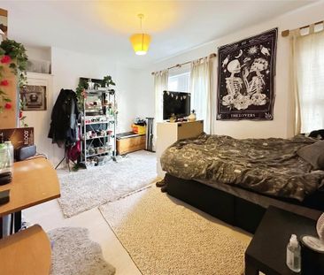5 bedroom terraced house to rent - Photo 2