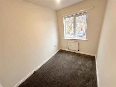 3 bedroom end of terrace house to rent - Photo 4