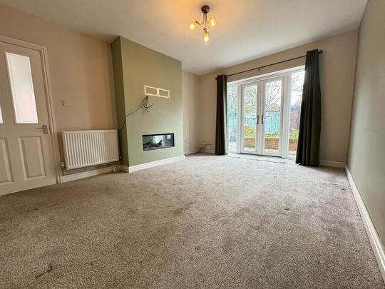 3 bedroom semi-detached house to rent - Photo 1