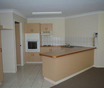 10/5 Clifford Street, TOOWOOMBA CITY - Photo 3