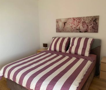 hochwertig vollmöblierte 2-Zimmer-Wohnung mit großzügigem Balkon un... - Photo 2